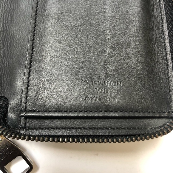 Authentic Louis Vuitton Damier Infini Vertical Leather Zippy Round Long Wallet - Picture 9 of 16
